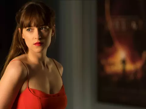 Dakota Johnson em cena da franquia 50 Tons de Cinza (Divulgação)