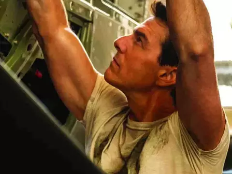 Tom Cruise em cena de Top Gun: Maverick (Paramount/Divulgação)