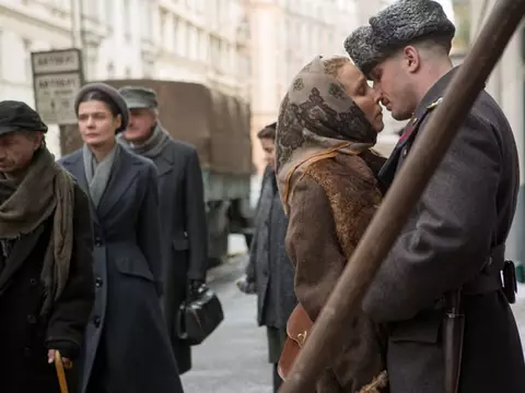 Child 44 | Gary Oldman ameaça Tom Hardy no primeiro trailer do drama