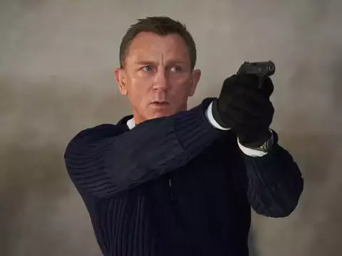 007 | Novo filme pode mostrar origem de Bond na marinha