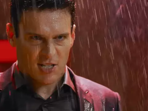 Jonathan Groff em cena de Matrix Resurrections (Reprodução)