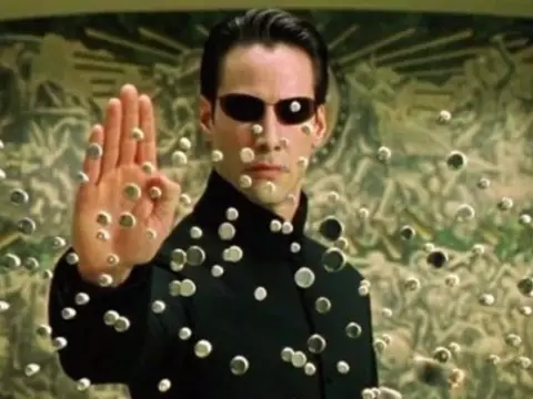 Matrix | Keanu Reeves se emociona ao lembrar do filme