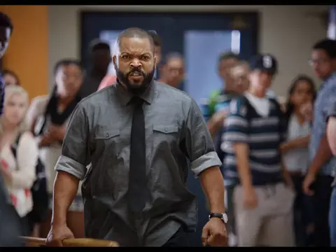 Te Pego Na Saída | Escola vai à loucura no primeiro trailer legendado da comédia com Ice Cube