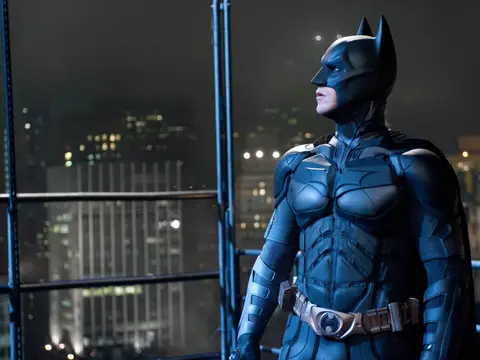 O Cavaleiro das Trevas | Armadura do Batman de Christian Bale é leiloada por US$ 250 mil