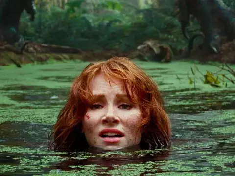 Jurassic World: Domínio bate estreia de Lightyear e fica 2ª semana no topo das bilheterias dos EUA