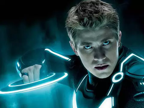 Tron 3 | Garrett Hedlund acredita que filme ainda pode acontecer
