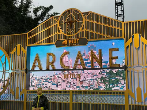 Arcane em Los Angeles (Ligia Modena)