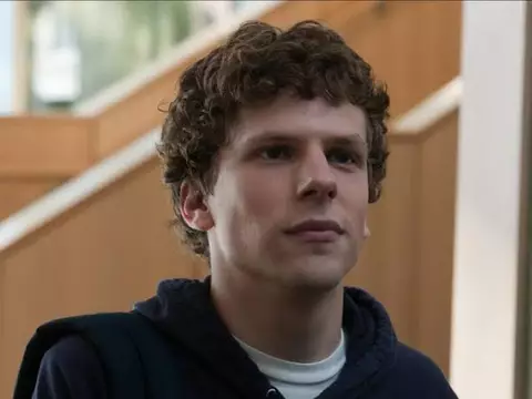 El poder de la red: Jesse Eisenberg revela que rechazó regresar como Mark Zuckerberg