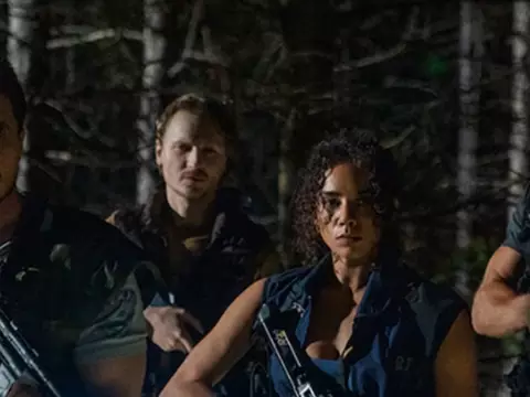 Chris, Brad, Jill e Wesker no novo filme de Resident Evil (Fandango/Divulgação)