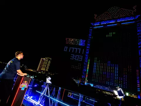 Mundial de Tetris usa "telão" de drones; veja