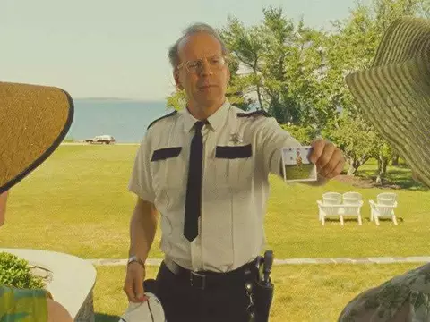 Moonrise Kingdom | Veja o belo pôster do novo filme de Wes Anderson [ATUALIZADO]