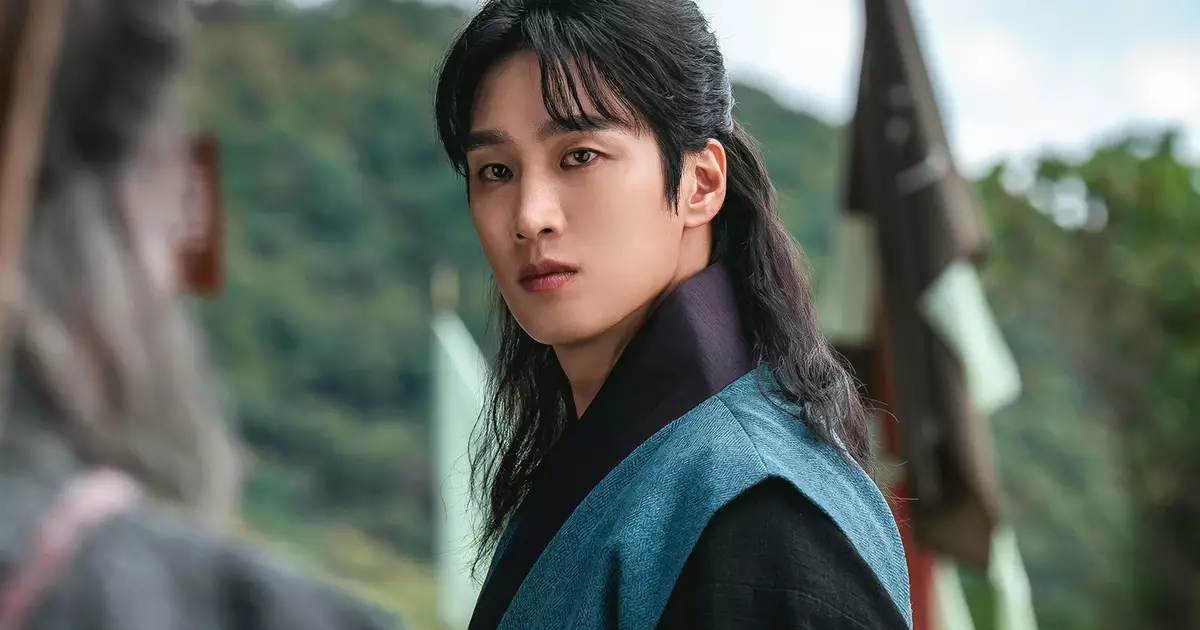 Joia Sagrada dorama | Ahn Bo-hyun e Claudia Kim em fotos do k-drama de ...