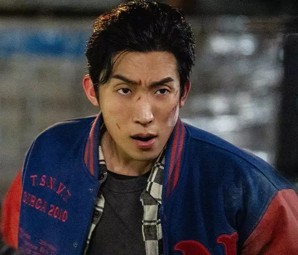 Lee Sang-yi em Cães de Caça (Reprodução)