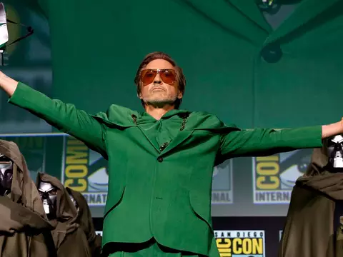 Avengers: Doomsday | Tres nuevas ilustraciones revelan a Doctor Doom de Robert Downeey Jr.