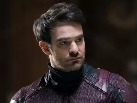 Charlie Cox como Demolidor