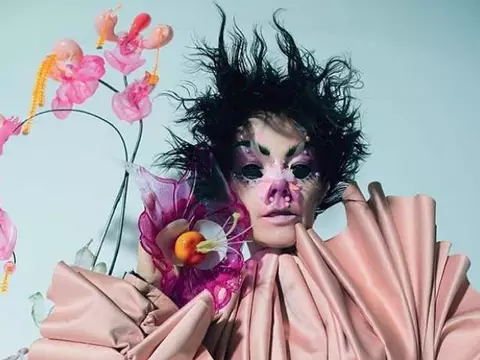 Björk lança novo álbum; ouça Utopia