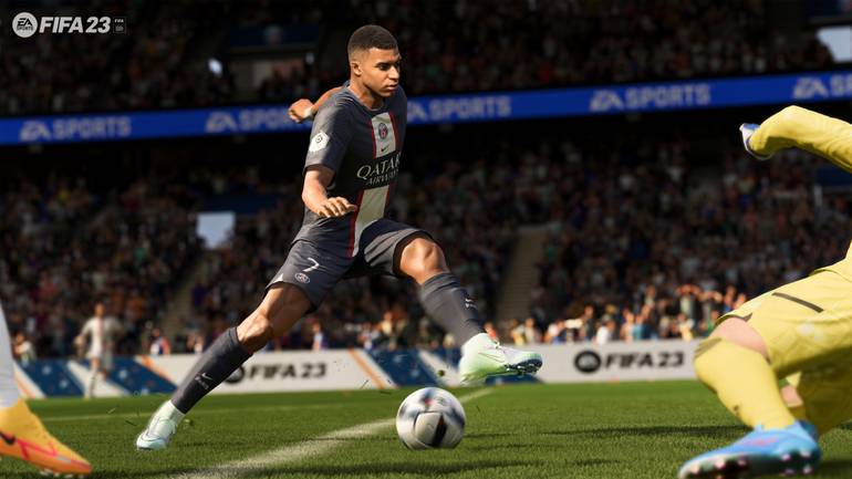Imagem de gameplay de FIFA 23 com mbappe do PSG