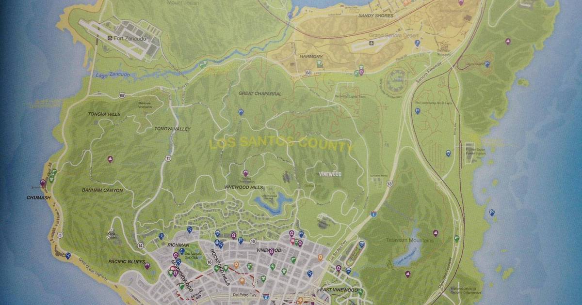 Jogo de PS3 GTA V em perfeito estado de conservação com mapa