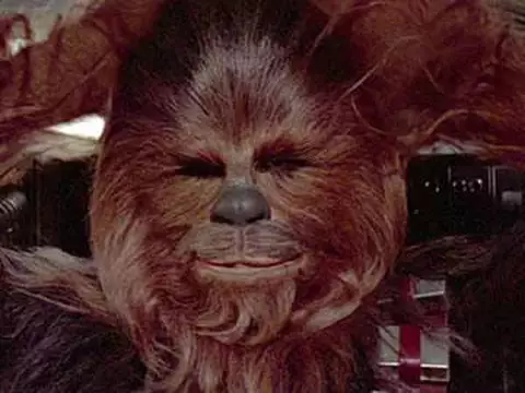 Han Solo | Ron Howard mostra Chewbacca nos bastidores das gravações