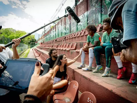 Virando o Jogo | Filme sobre futebol feminino ganha fotos