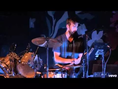Vampire Weekend toca as inéditas "Obvious Bicycle" e "Everlasting Arms"
