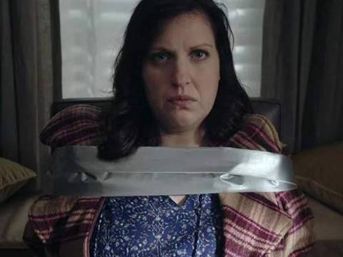 Allison Tolman em Good Girls (Reprodução)