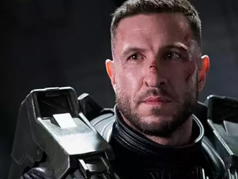 Pablo Schreiber em Halo (Reprodução)