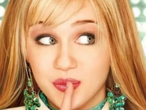 Hannah Montana | Especial de 20 anos ganha pôster oficial com Miley Cyrus