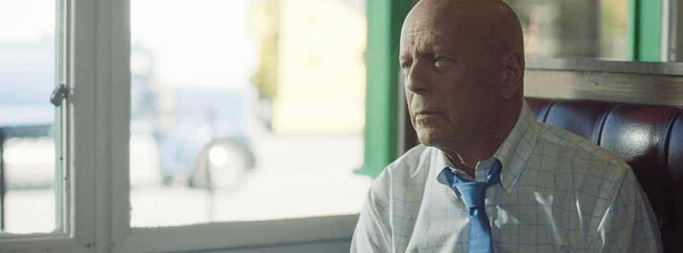 Bruce Willis abandona a aposentadoria no 1º trailer de 'RED 2