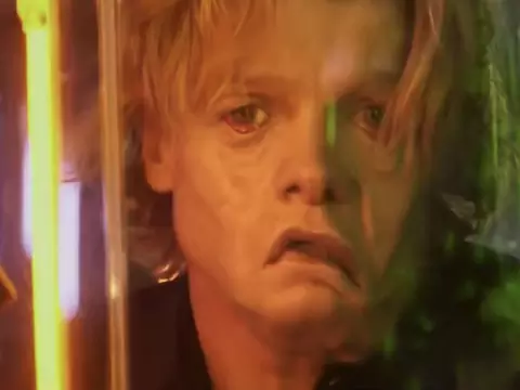 Cara de Barro | 5 revelações do trailer do filme de terror do DCU