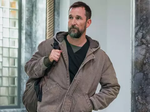 'The Pitt' Actor Gets Crowned Sexiest Man of 2026