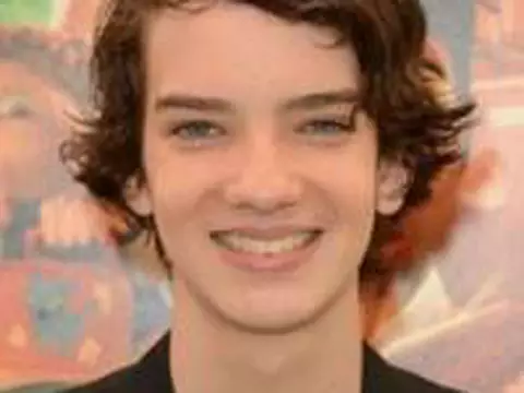Dawn of the Planet of the Apes contrata Kodi Smit-McPhee 
