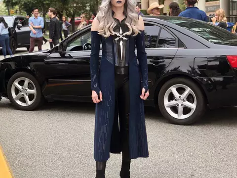 Danielle Panabaker como Killer Frost em The Flash (via @Dpanabaker)