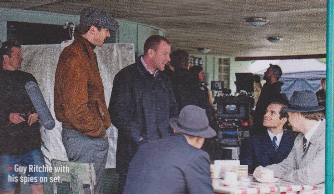 Henry Cavill e Armie Hammer vivem espiões da década de 1960 no