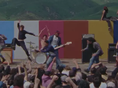 Foto de clipe do Turnstile, uma das principações atrações do Lollapalooza Brasil 2026/YouTube/Reprodução