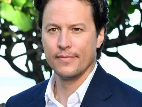 O diretor Cary Fukunaga (Slaven Vlasic/Getty Images North America/Getty Images via Afp)