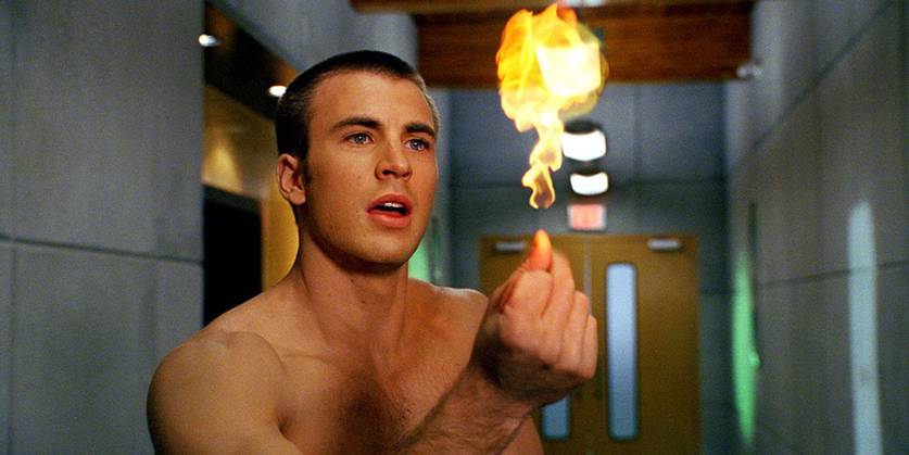 Chris Evans como Johnny Storm em Quarteto Fantástico