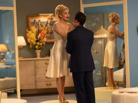 O Beijo da Mulher Aranha ganha novas imagens; veja