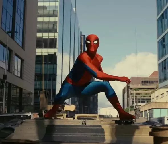 Spider-Man: Un Nuevo Día | Ve el Detrás de cámaras