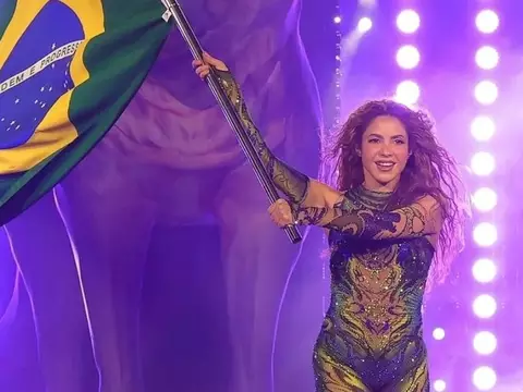 Shakira deve fazer show no Brasil no Réveillon e em janeiro, diz coluna