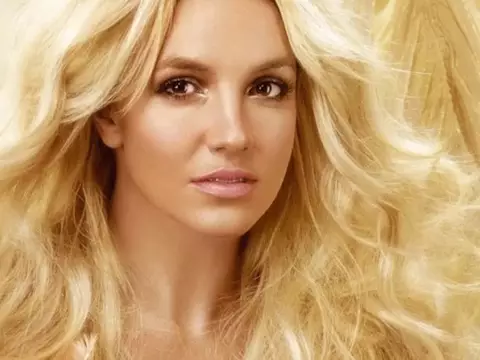 Britney Spears na divulgação do álbum Circus (Reprodução)