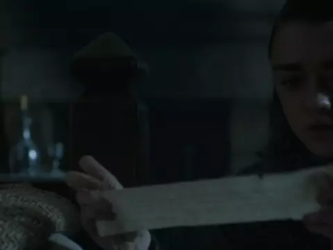 Game of Thrones | Produtor comenta planos de Mindinho de colocar Arya contra Sansa