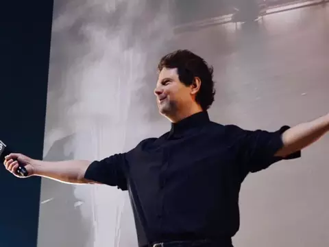 Wagner Moura, Jack Black e mais mandam mensagem para Selton Mello na CCXP; veja