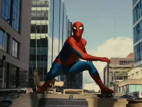 Spider-Man: Un Nuevo Día | Ve el Detrás de cámaras