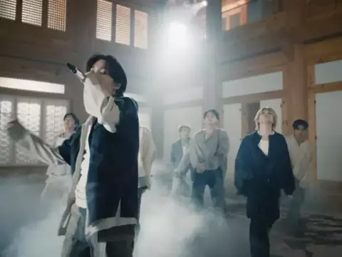 BTS lança videoclipe de versão ao vivo de SWIM; assista