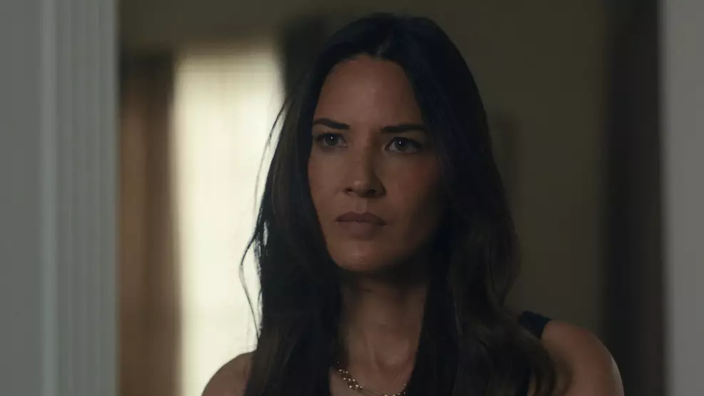 Foto de Olivia Munn, atriz que contou uma história sobre ator que quis mudar cena para não ser salvo por uma mulher