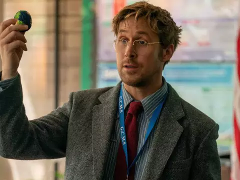Ryan Gosling prepara película live-action de Los Picapiedra, enfocado en Bamm-Bamm