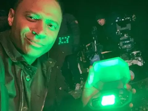 David Ramsey revela o que havia na caixa no final de Arrow