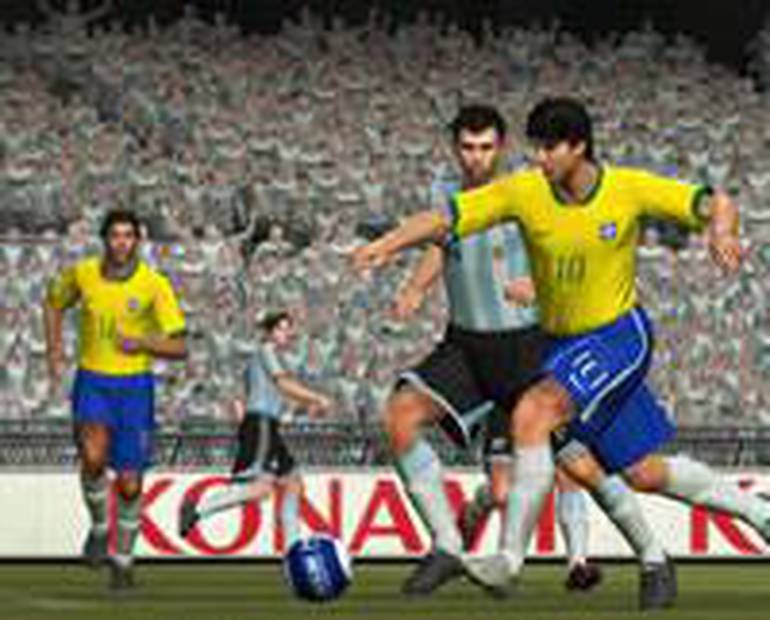 Pro Evolution Soccer - Cadê o Game - Notícia - Games - Evolu??o gr?fica do Pro  Evolution Soccer (PES)