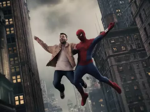 Messi se conoce con Spider-Man y participa en un nuevo video de Un nuevo día